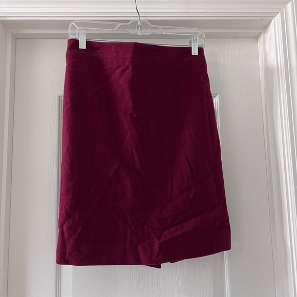 J. Crew Dresses & Skirts - J. Crew Pencil skirt